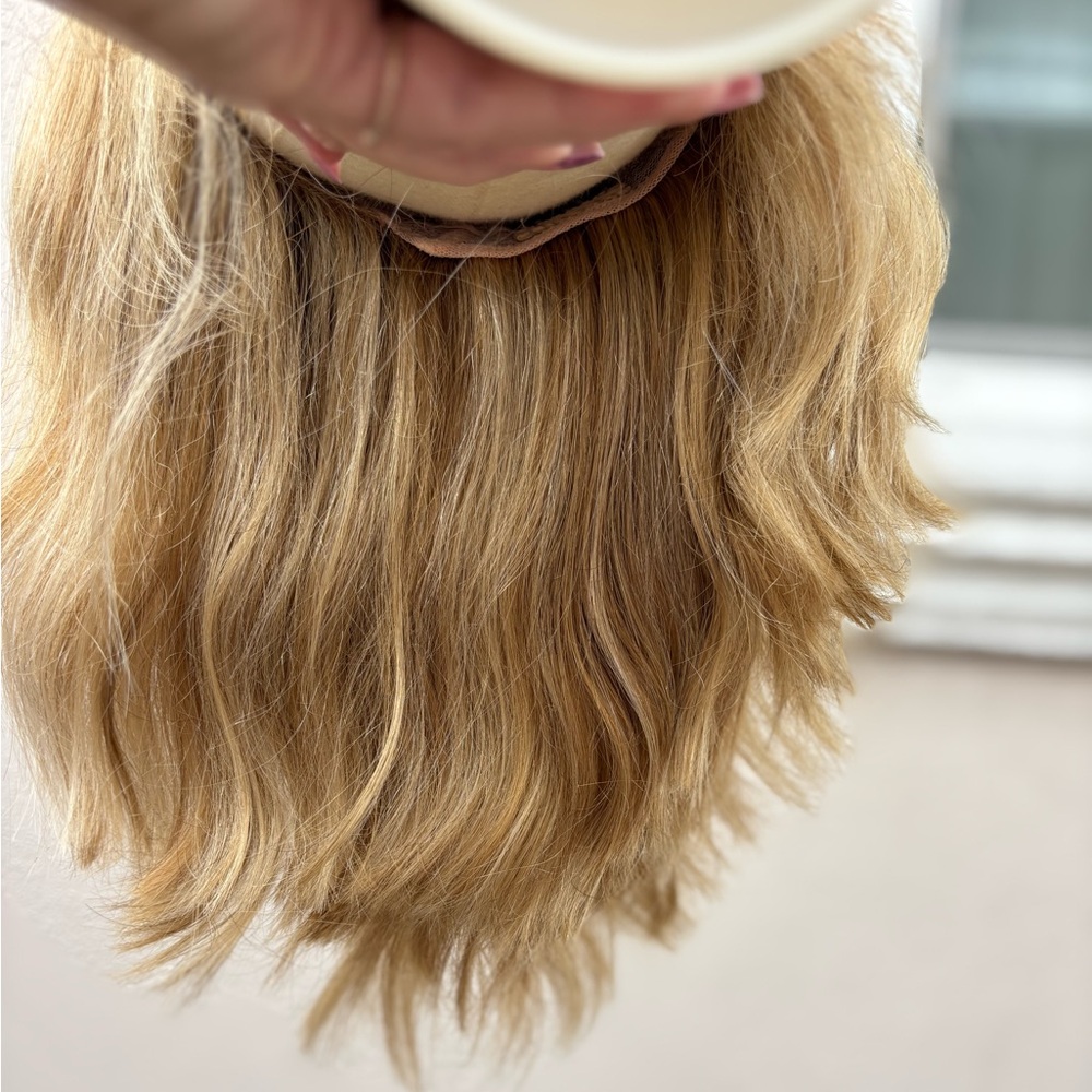 gently used human hair remy wig blonde blend wavy for under ball cap hat beanie. - Picture 6 of 10
